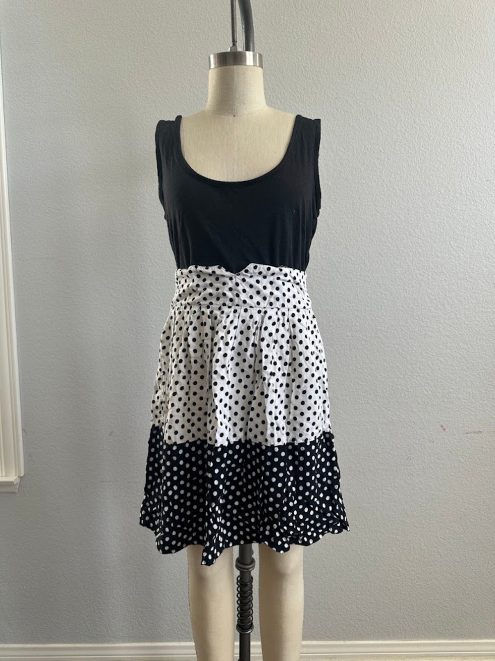 Wet Seal Polka Dot Sleeveless Dress Black White Size Small